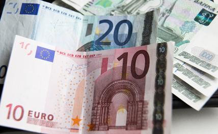 Новости курса валют: Сбербанк назвал свои цены на доллары и евро