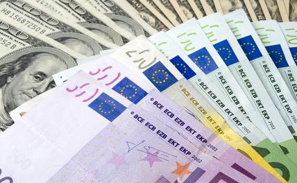 Прогноз курса валют-2023: эксперт назвал коридор для доллара и евро