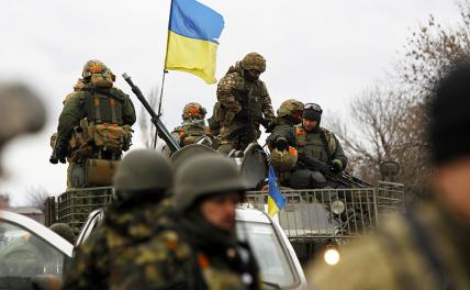 Политолог: Украина готовилась воевать с Россией с момента провозглашения ее «незалежности»